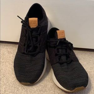 Women’s size 10 New Balance tennis shoes